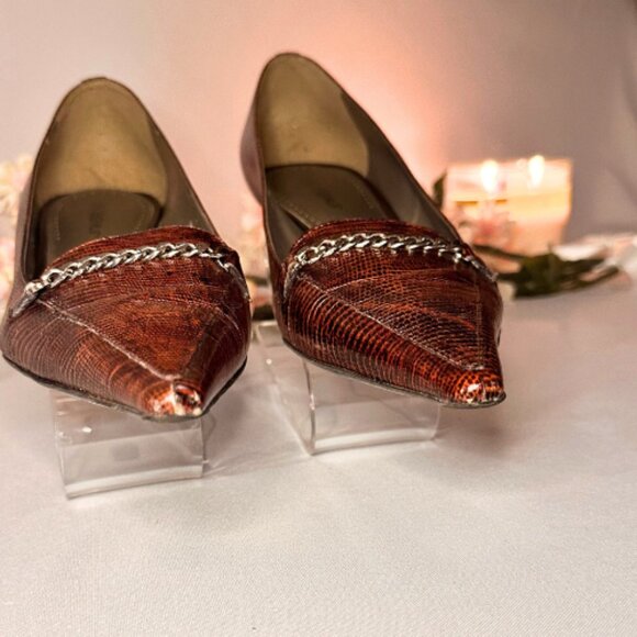 Vintage BCBGirls Low Heels - Picture 8 of 9